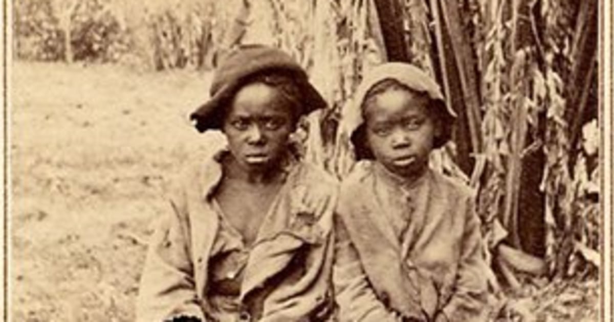 Rare photo of slave children found